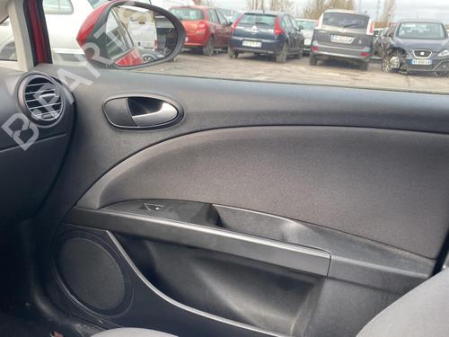 Heater blower motor SEAT LEON (1P1) 1.6 TDI | BP25528512M62 