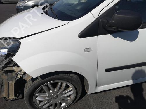 Left front window switch RENAULT TWINGO II (CN0_) 1.5 dCi 75 | BP25561256I27 