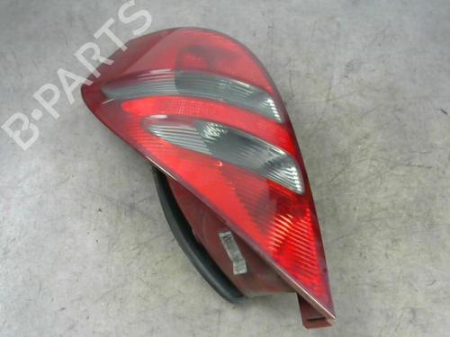 Feu arrière gauche MERCEDES-BENZ A-CLASS (W169) A 200 CDI (169.008, 169.308) (140 hp) 25519858