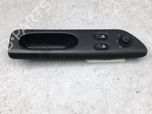 Left rear window switch RENAULT LAGUNA I (B56_, 556_) 2.0 (B56C/H/N) | BP27344994I29 