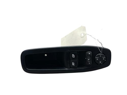 Used Left front window switch Left front window switch PEUGEOT 208 I (CA_, CC_) 1.6 THP (156 hp) 35821853 35821853