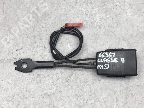Used Seat buckle MERCEDES-BENZ B-CLASS Sports Tourer (W245) B 180 CDI (245.207) (109 hp) 25533874