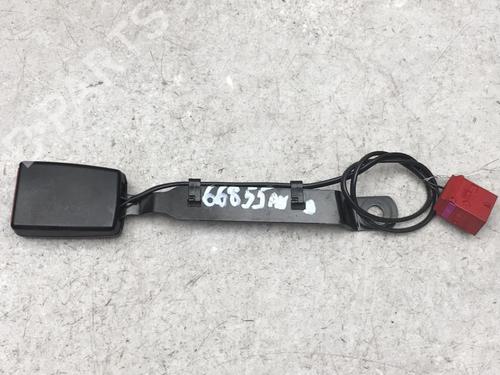 Used Seat buckle SKODA FABIA II (542) 1.4 TDI (80 hp) 25533210