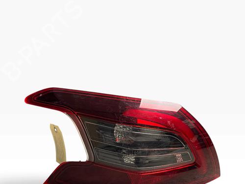 Used Left taillight Left taillight PEUGEOT 308 II (LB_, LP_, LW_, LH_, L3_) 1.2 THP 130 (131 hp) 40279346 40279346