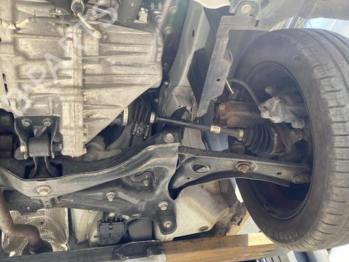 Left front fog light PEUGEOT 108 1.0 VTi 72 | BP26614807C30 - Image 38