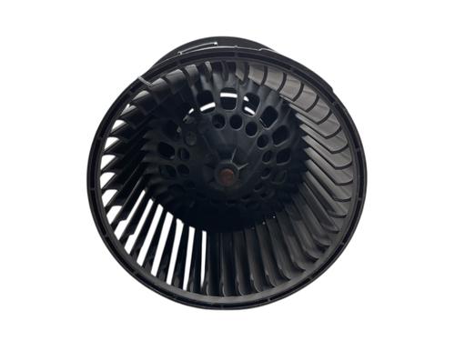Used Heater blower motor Heater blower motor DACIA SANDERO II 1.2 (75 hp) 30778501 30778501