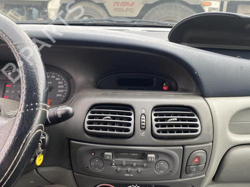 Kombi Kontakt / Stilkkontakt RENAULT SCÉNIC I MPV (JA0/1_, FA0_) 1.9 dCi (JA05, JA1F) | BP27345325I30 
