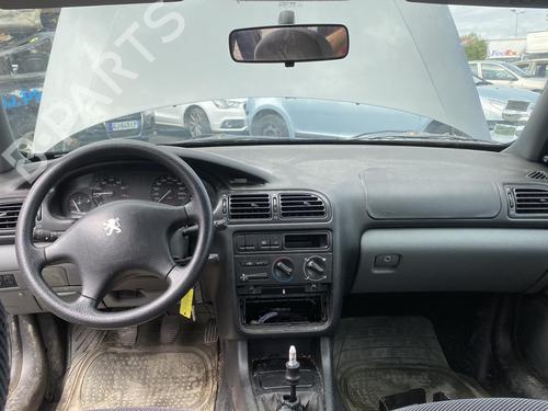 Left mirror PEUGEOT 406 (8B) 1.8 16V | BP25547246C26 