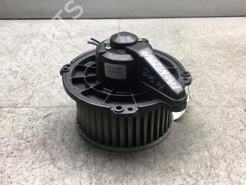 Used Heater blower motor Heater blower motor OPEL FRONTERA B (U99) 2.2 DTI (6B_66, 6B_76) (120 hp) 25528937 25528937