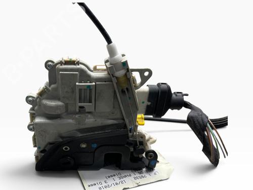 rear-left-lock-audi-q5-8rb-2008-2009-2010-2011-2012-2013-2014-2015-2016-2017-2018-2019-38561559 main image