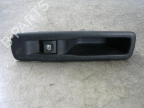 Venstre bak elrute bryter RENAULT MEGANE III Hatchback (BZ0/1_, B3_) 1.5 dCi (BZ09, BZ0D, BZ1W, BZ29, BZ14) (110 hp) 25559989
