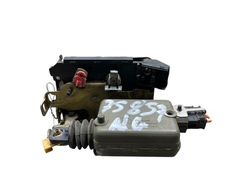 Used Front left lock RENAULT ESPACE II (J/S63_) 2.1 TD (J633, J634, J/S635, J/S63D) (88 hp) 31251606