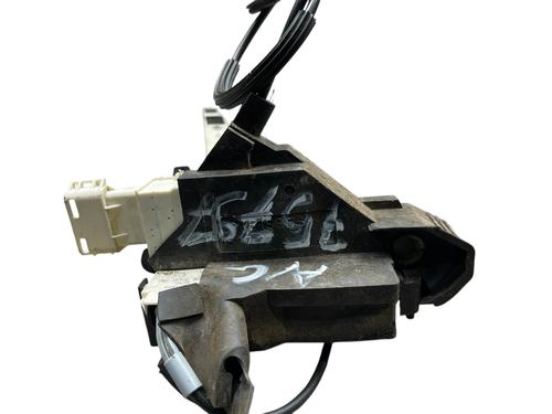 Venstre fortil lås CITROËN C4 I (LC_) 1.6 16V (109 hp) 31650642