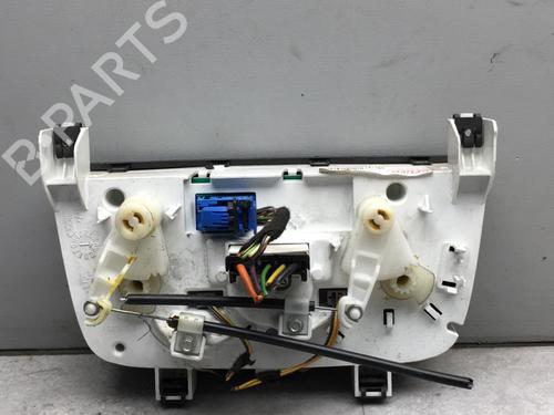 Used Climate control Climate control FIAT GRANDE PUNTO (199_) 1.3 D Multijet (75 hp) 25561233 25561233