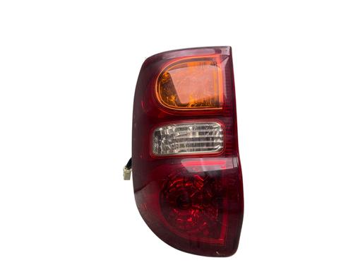 Højre baglygte TOYOTA RAV 4 II (_A2_) 2.0 D 4WD (CLA20_, CLA21_, CLA20R, CLA21R) (116 hp) 28499032