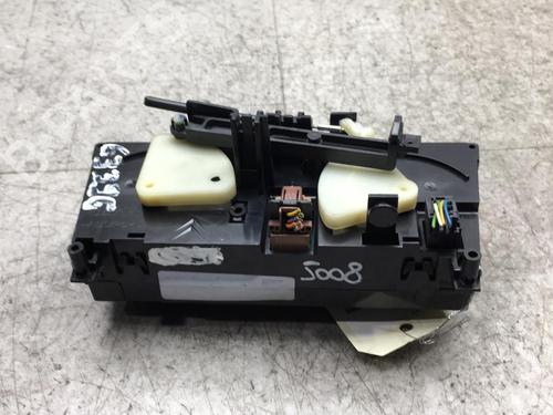 Used Climate control Climate control PEUGEOT 5008 (0U_, 0E_) 1.6 HDi (110 hp) 25529337 25529337