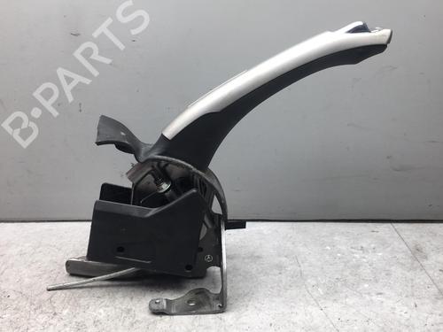 hand-brake-toyota-auris-_e15_-2006-2007-2008-2009-2010-2011-2012-2013-25556366 main image