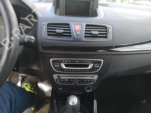 Left tailgate light RENAULT MEGANE III Grandtour (KZ0/1) 1.5 dCi (KZ09, KZ0D, KZ1G, KZ29, KZ14, KZ1W, KZ10, KZ1F,... | BP25580033C79 