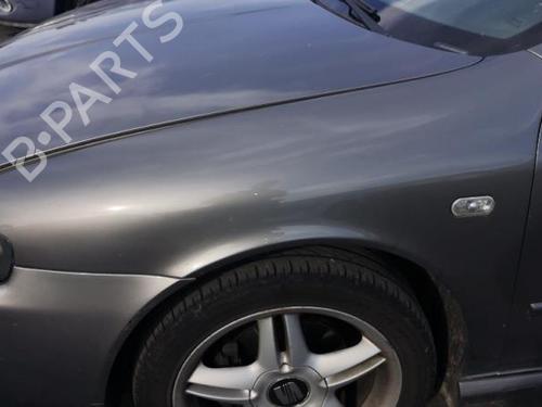 Højre baklys, luke SEAT LEON (1M1) 1.9 TDI | BP25583333C80 