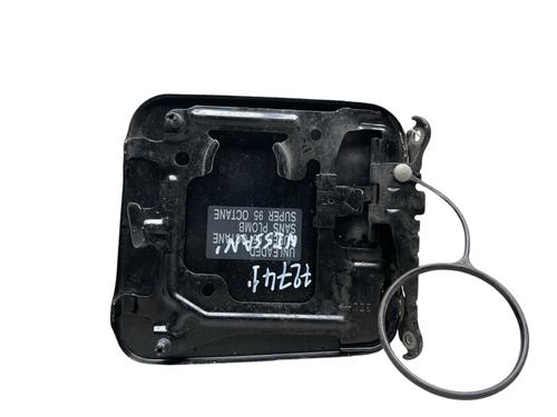 fuel-flap-nissan-pulsar-hatchback-c13-2014-25513434 main image