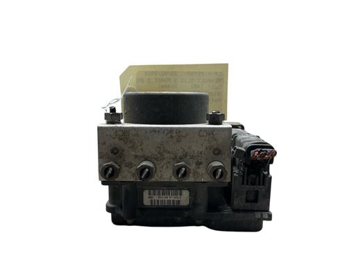 Used ABS pump RENAULT CLIO III Grandtour (KR0/1_) 1.5 dCi (KR0G) (68 hp) 25540704