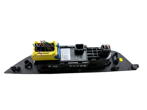 Left front window switch PEUGEOT 208 II (UB_, UP_, UW_, UJ_) 1.2 PureTech 100 | BP28381766I27 