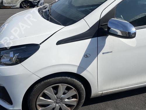 Left front fog light PEUGEOT 108 1.0 VTi 72 | BP26614807C30 - Image 25