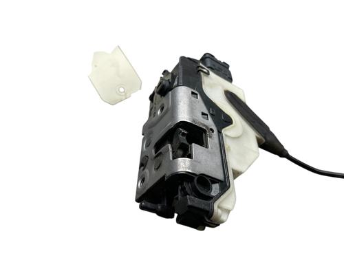 front-right-lock-peugeot-2008-i-cu_-2013-31916186 main image