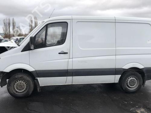 Left front door MERCEDES-BENZ SPRINTER 3-t Van (B906) 209 CDI (906.611, 906.613) | BP25541372C2 