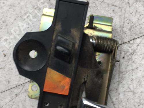 Used Front left interior door handle JEEP GRAND CHEROKEE I (ZJ, ZG) 2.5 TD 4x4 (Z) (115 hp) 25554391