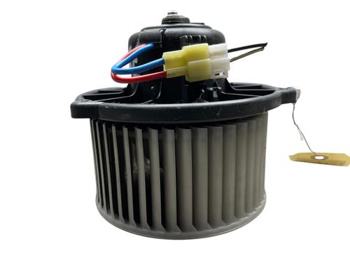 Used Heater blower motor Heater blower motor MITSUBISHI SPACE STAR MPV (DG_A) 1.3 16V (DG1A) (83 hp) 30156398 30156398