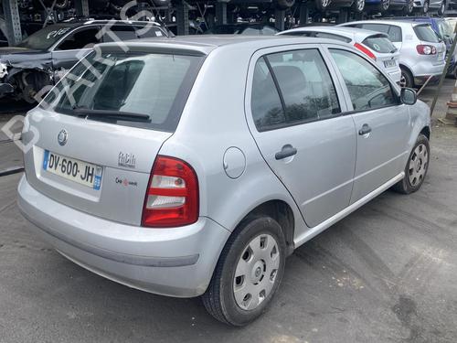 Fuel flap SKODA FABIA I (6Y2) 1.9 SDI | BP25576403C131 