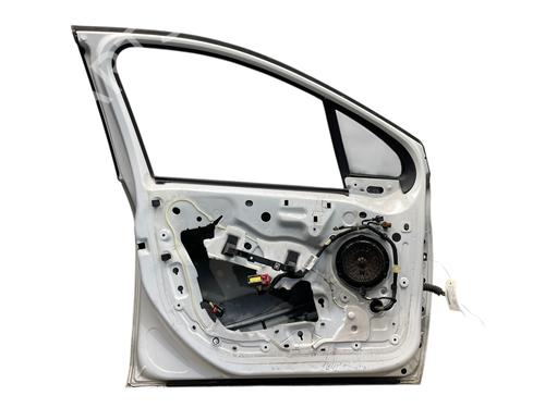 Left front door PEUGEOT 208 I (CA_, CC_) 1.6 HDi / BlueHDi 75 | BP25512778C2 