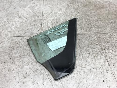 front-right-quarter-glass-renault-scenic-iii-jz01_-2008-2009-2010-2011-2012-2013-2014-2015-2016-27345129 main image