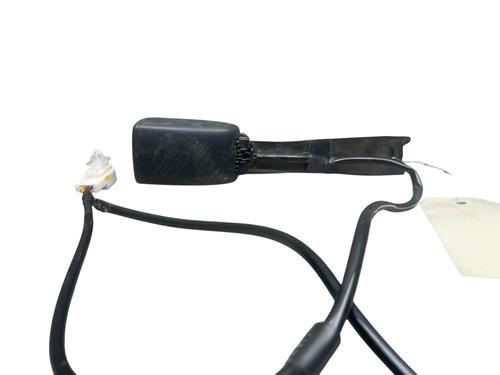 Used Seat buckle TOYOTA RAV 4 II (_A2_) 2.0 D 4WD (CLA20_, CLA21_, CLA20R, CLA21R) (116 hp) 28499045