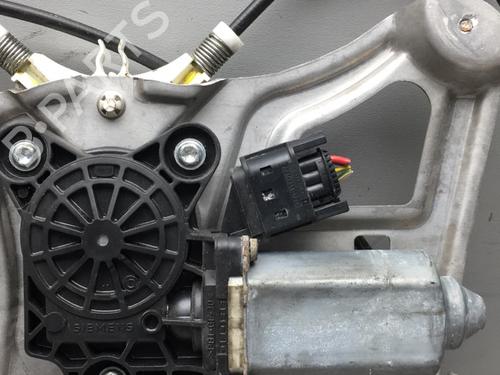 Used Front right window mechanism MERCEDES-BENZ S-CLASS (W220) S 320 CDI (220.026, 220.126) (197 hp) 25519483