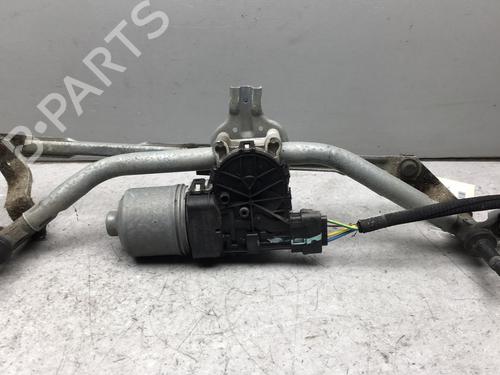 Used Front wiper motor Front wiper motor PEUGEOT 208 I (CA_, CC_) 1.4 HDi (68 hp) 25580313 25580313