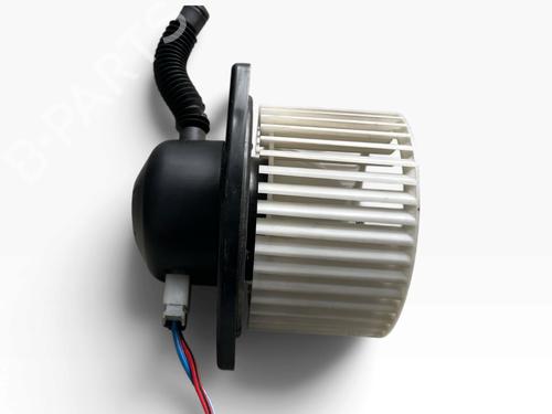 Used Heater blower motor Heater blower motor SUZUKI GRAND VITARA II (JT, TE, TD) 1.9 DDiS All-wheel Drive (JT419, TD44, JB419WD, JB419XD,... (129 hp) 40222403 40222403
