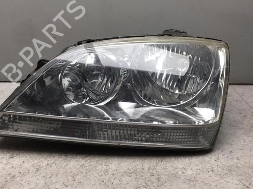 Used Left headlight KIA SORENTO I (JC) 2.5 CRDi (170 hp) 25581461