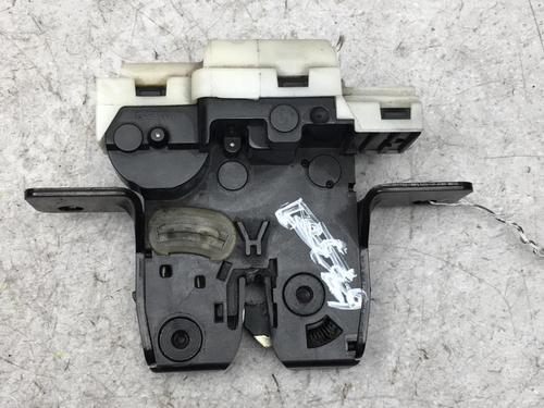 tailgate-lock-renault-clio-iii-br01-cr01-2005-2006-2007-2008-2009-2010-2011-2012-2013-2014-27345033 main image