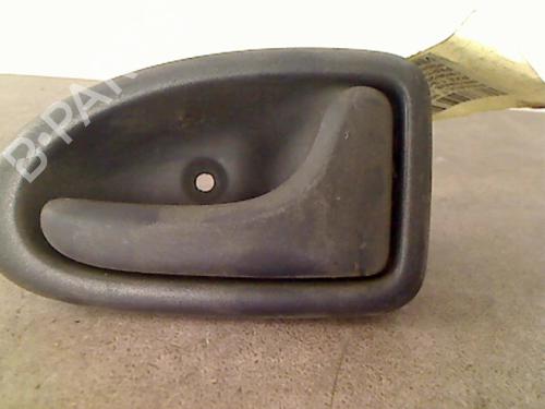 Used Front right interior door handle RENAULT MEGANE I (BA0/1_) 1.9 dTi (BA08, BA0N) (98 hp) 25524265