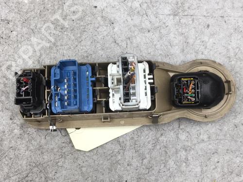 Used Left front window switch Left front window switch RENAULT MODUS / GRAND MODUS (F/JP0_) 1.5 dCi (FP0D, JP0D) (82 hp) 25575380 25575380