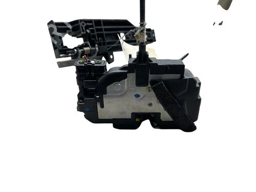 hjre-fortil-las-nissan-pulsar-hatchback-c13-2014-33234345 main image