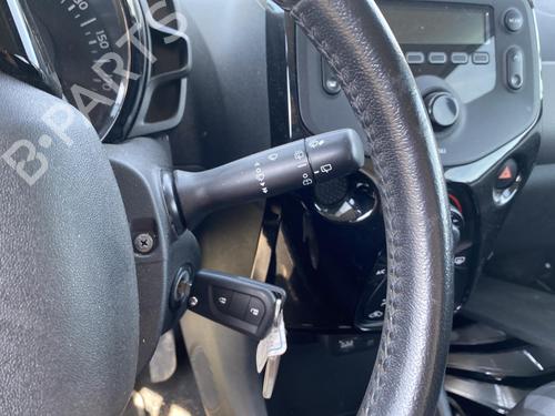 Left front fog light PEUGEOT 108 1.0 VTi 72 | BP26614807C30 - Image 9