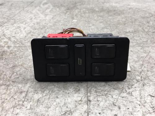 Used Left front window switch Left front window switch AUDI A6 C4 (4A2) 2.5 TDI (140 hp) 25524942 25524942