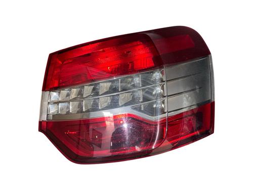 right-taillight-citroen-c5-iii-rd_-2008-2009-2010-2011-2012-2013-2014-2015-2016-2017-32978818 main image