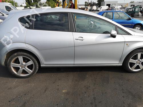 Steering column stalk SEAT LEON (1P1) 2.0 TDI 16V | BP25578422I23 - Image 22