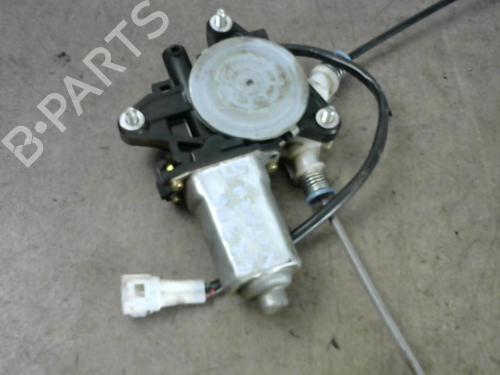 Vindusheismekanisme venstre foran SUZUKI GRAND VITARA I (FT, HT) 2.0 HDI 110 16V 4x4 (SQ420D, TD83V) (109 hp) 25555081