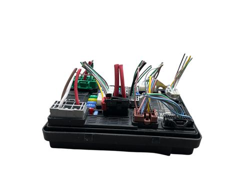 Used Fuse box Fuse box RENAULT MASTER IV Van (F8__) BLUE DCI 130 (F8M2) (130 hp) 32339840 32339840