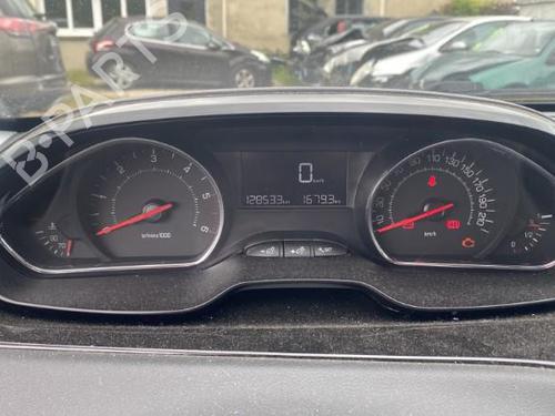Seat buckle PEUGEOT 208 I (CA_, CC_) 1.4 HDi | BP25572537I32